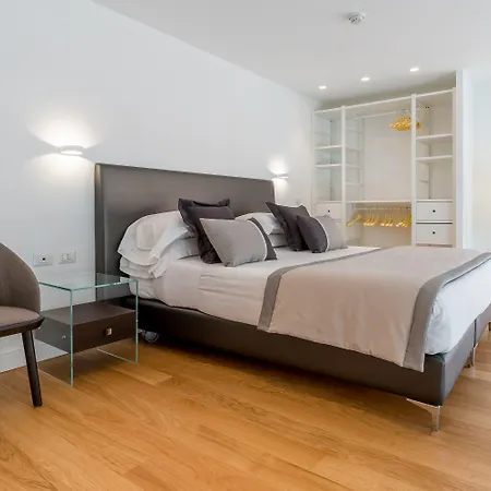 Internazionale Domus Pensión 4*