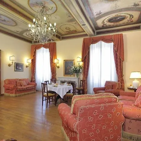 بيت ضيافة Internazionale Domus