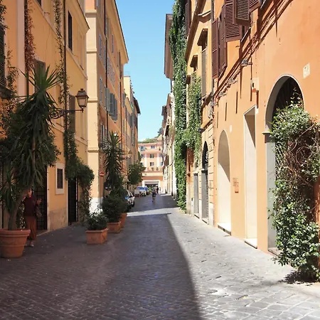Internazionale Domus 4* Rom